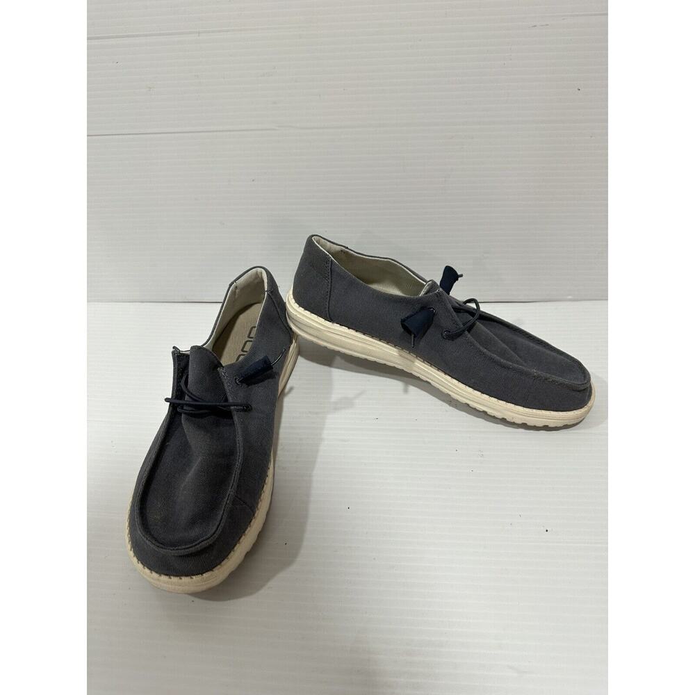 Hey Dude Women's 8 Wendy Canvas Slip On Shoes in Navy
